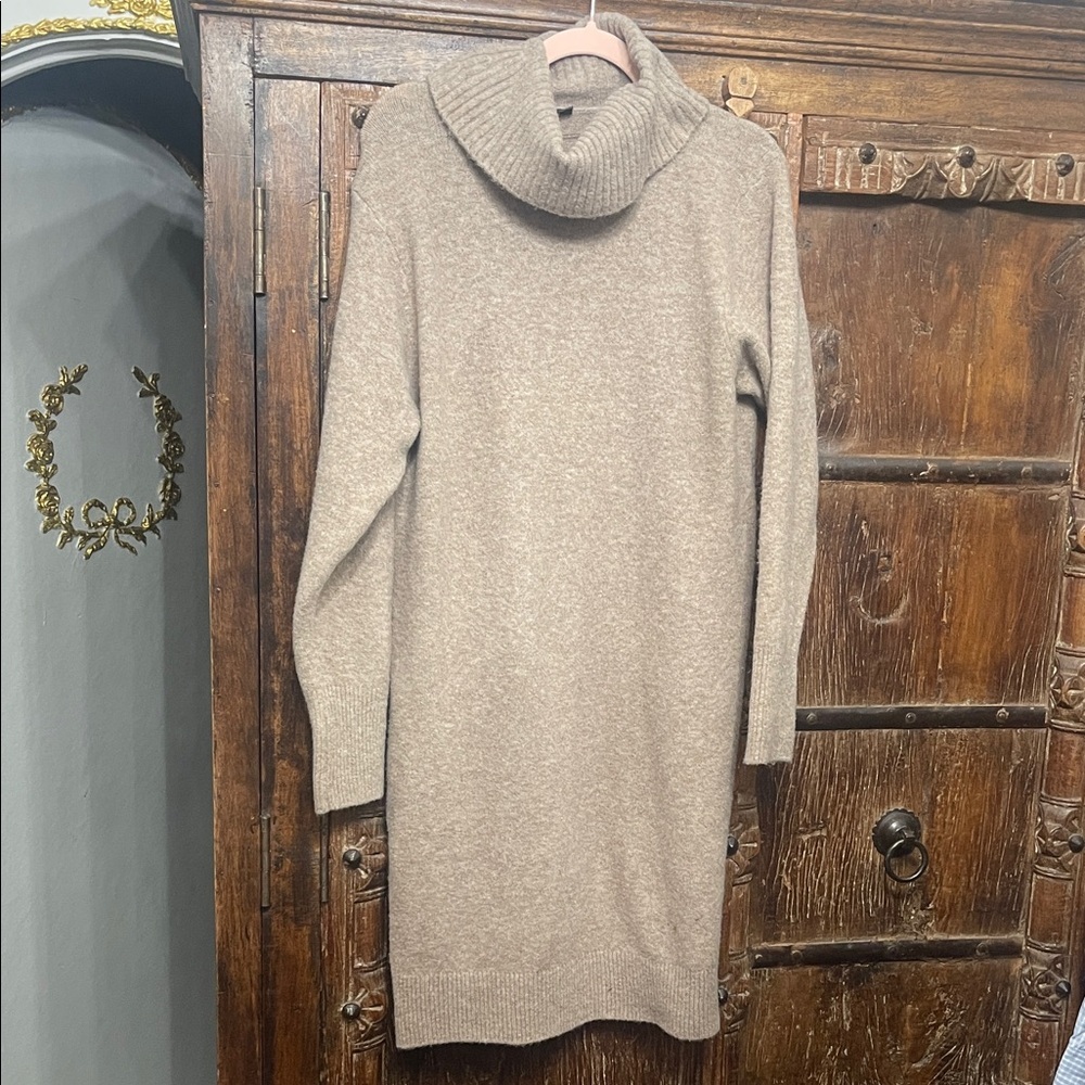 UNIQLO Women’s Turtleneck Sweater Dress Soft Heathered Oatmeal Beige | Size M - Picture 2 of 7